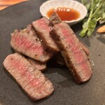 322098424 - 肉料理
                        宮崎県産 ウチヒラ 牛ステーキ