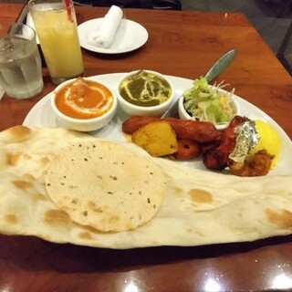 ロイヤルインディアンダイニング_0