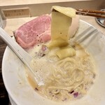 鶏白湯泡ramen たまき - 鶏白湯泡ramen醤油