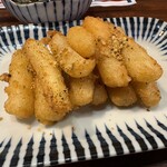 야키톤·오뎅 마스야 히로시마 에키마에 코우진마치점 - 山芋から揚げ