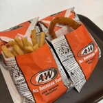 A&W I-Asu Okinawa Toyosaki Ten