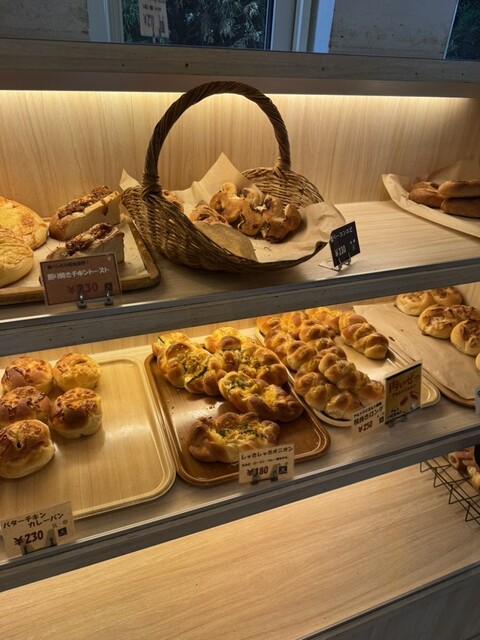 プティ・フール （PETITS FOURS） - 白石（札幌市営）/パン | 食べログ