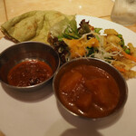 ナタラジ - トマトアルーが何杯でも食べられそうな甘めのカレー