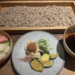 板蕎麦 山灯香 - 梅湯葉と夏野菜薬味の板そば