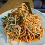 手作り餃子の店 吉春 - 