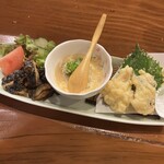 たたき亭 - 『海のギャングうつぼｺｰｽ』（6,600円）から揚げ（ガーリック風味） & 卵とじ & 天ぷら