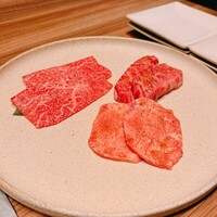 焼肉うしごろ 新宿三丁目店 - 