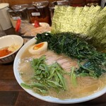 ラーメン 洞くつ家 - 