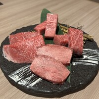 近江うし 焼肉 にくTATSU 青山本店 - 