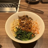 焼肉うしごろ 新宿三丁目店 - 