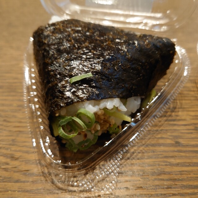 NICOMARU（にこまる） - 中央弘前（おにぎり）の写真