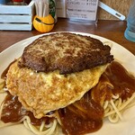 ゴールデンにハンバーグトッピング