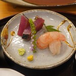 天ぷら 車 - かつお藁やきボタンえび