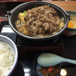 Yoshinoya - 牛すき鍋膳630円(2014.11)