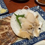 はこだて ふさや - ホタテ刺し　めっちゃ繊維質！美味い