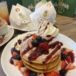 ALOHA CAFE Pineapple 梅田茶屋町店 - 