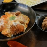 鳥さく - こだわり卵の特選とりかつ丼から揚げ（3個）セット