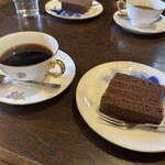 バンカム、ツル - 