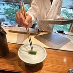 日本料理 別府 廣門 - シカクマメ
      
      ピーマン　むかし野菜の邑
      ニラ　ニラのスリ流し