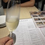 ワインとチーズと旨い肴のBAR à VIN 徳蔵 心斎橋 - 