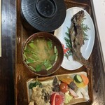 魚籠屋 - 