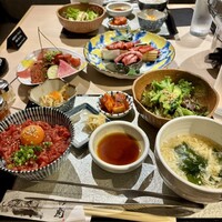牛刺しと焼肉 仔虎 クリスロード店 - 