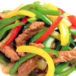 Stir-fried shredded beef and green pepper (chinjao loin)