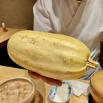 龍寿し - 地元の金糸瓜。硬めに茹でてほぐす、そうめん南瓜の仲間なんだそう(*ˊ˘ˋ*)｡♪:*°