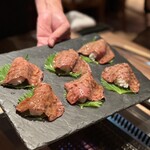 322160714 - 炙り肉寿司