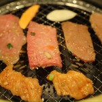 焼肉 鶯谷園 - 