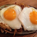 焼きそば並盛  目玉焼Ｗ