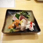 寿し きぬがさ - お刺身盛り合わせです(o^^o)