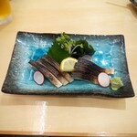 寿し きぬがさ - しめ鯖炙りです(o^^o)