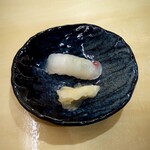 寿し きぬがさ - 鯛のにぎりです(o^^o)