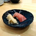 寿し きぬがさ - トロのにぎりです(o^^o)