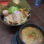 晴レル屋 - 元祖つけ麺全部のせ