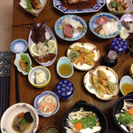 温泉民宿　部屋荘 - 伊勢エビパックの夕食