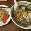 江戸前煮干中華そば きみはん 総本店