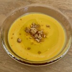 アドゥエパッシ - バターナッツのカボチャのポタージュ