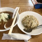 町中華  然  ～いつかは僕の夢～ - 料理写真:中華そば¥500、炒飯¥750
