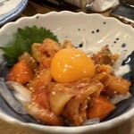 磯丸水産 - なんとかユッケ、サーモンとか入ってた