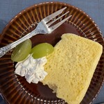 あおいろCafe - シフォンケーキ①（上から）