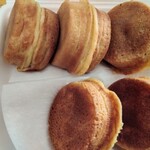 あじまん - 料理写真:カスタード✕２個　黒餡✕３個