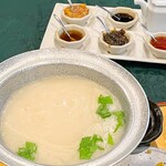 아지안테이블 몬카이