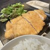 肉山食堂