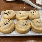 小さな厨房 焼き小籠包 生煎包 慕蘭 - 焼き小籠包