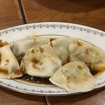 小さな厨房 焼き小籠包 生煎包 慕蘭 - 水餃子