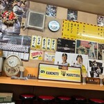 まるとら - 店内