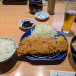 かごしま黒豚 六白亭 - 黒豚ロースカツ120g＋御膳セット(ごはん、味噌汁、漬物)