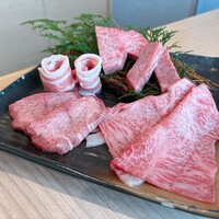 近江うし焼肉 にくTATSU 銀座店 - 